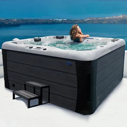 Deck hot tubs for sale in Wenatchee